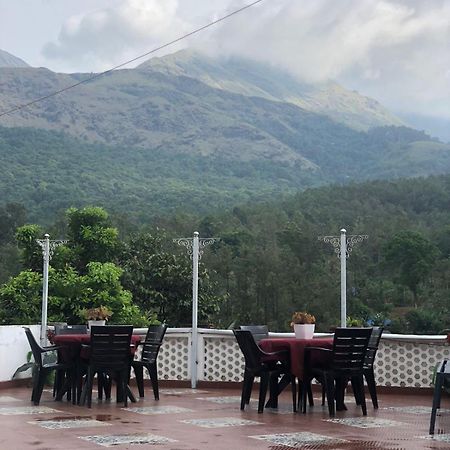 Padikkal Bungalow Vythiri Buitenkant foto