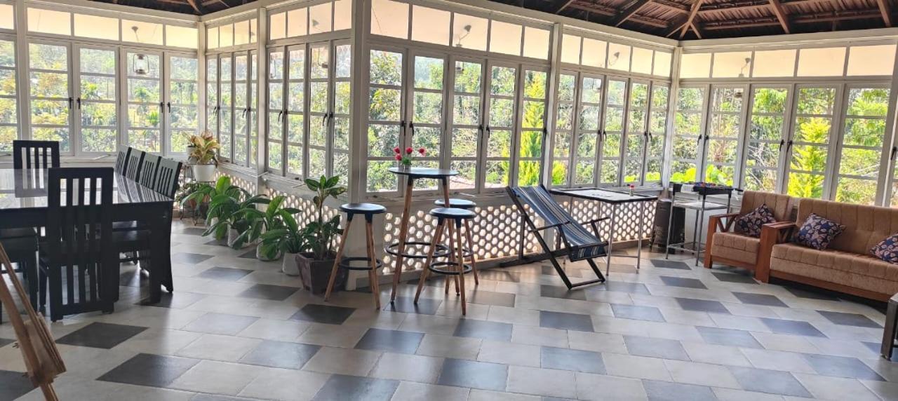 Padikkal Bungalow Vythiri Buitenkant foto