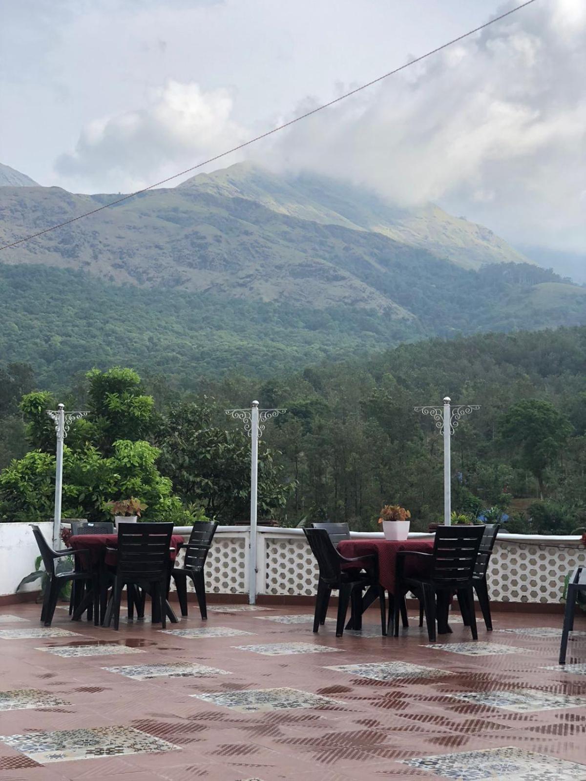 Padikkal Bungalow Vythiri Buitenkant foto